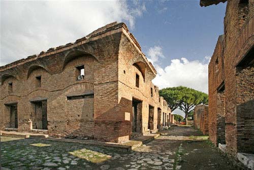 Streets in Ostia (B. Storage - L. Maish)