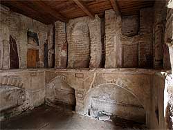 click to enlarge photograph