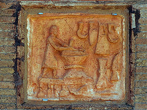 click to enlarge photograph